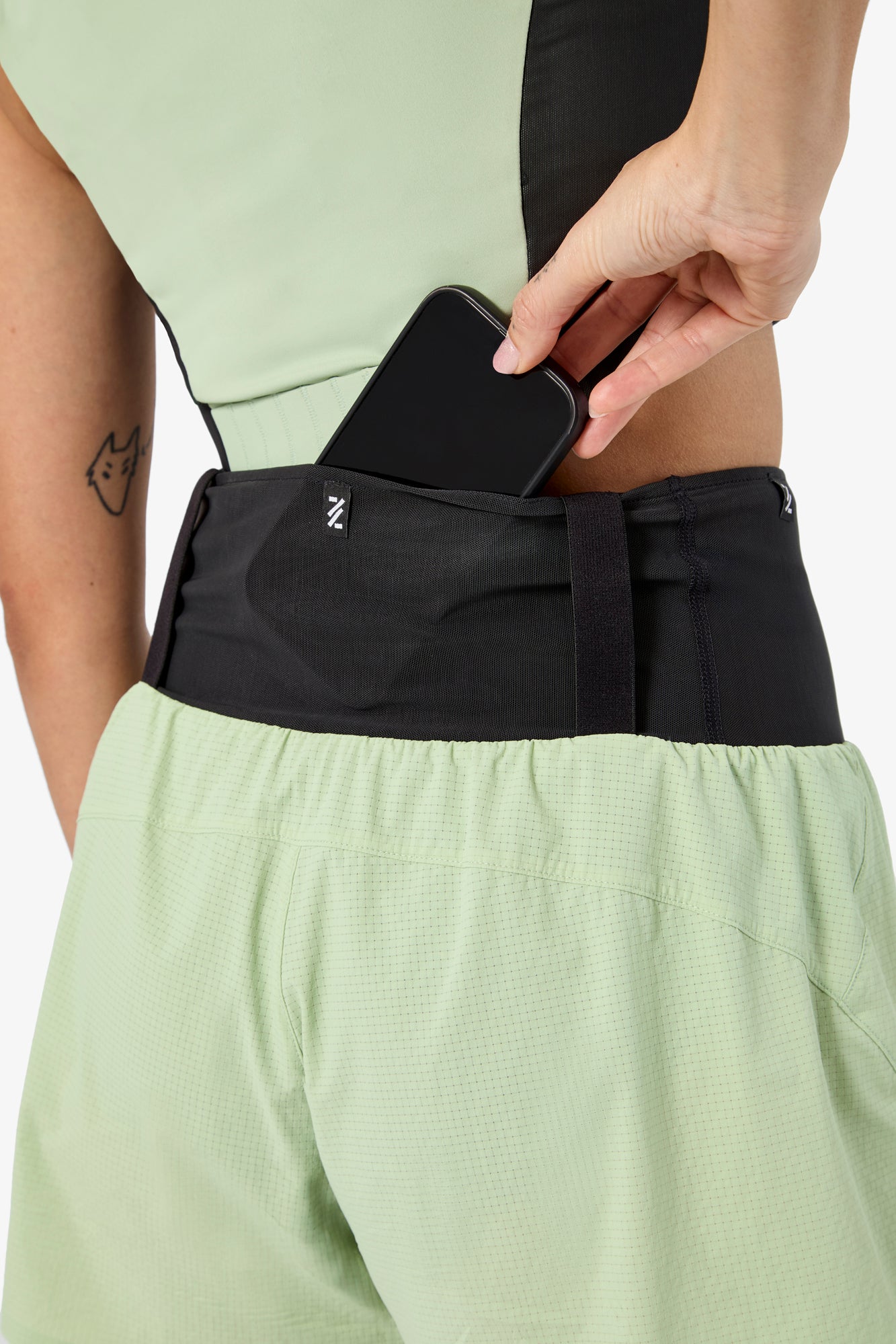 NNormal Race Short 02